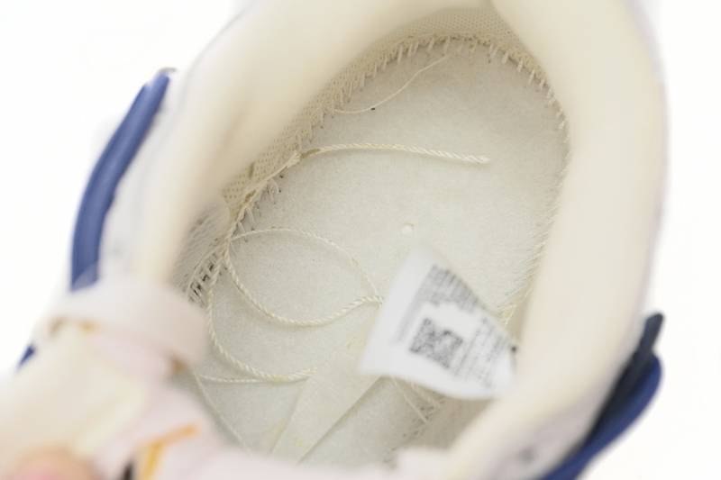 Nike Dunk Low Off-White Lot 18