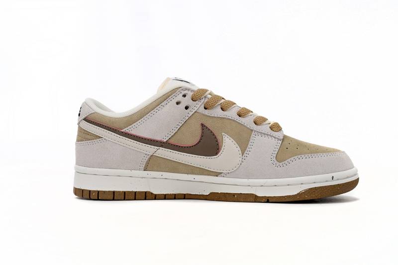 Nike Dunk Low SE ‘’85‘Jenny Bakery