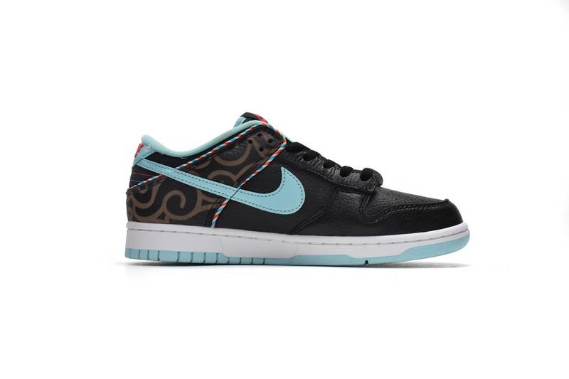 Nike Dunk Low SE Barber Shop Black