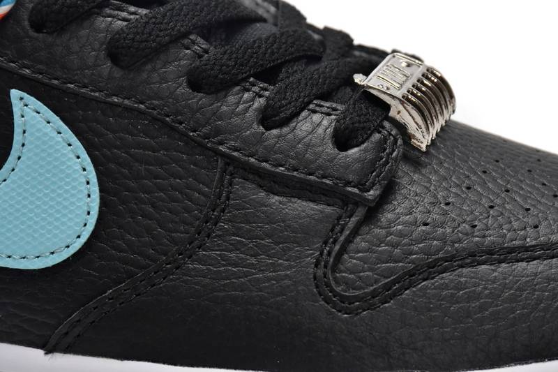 Nike Dunk Low SE Barber Shop Black