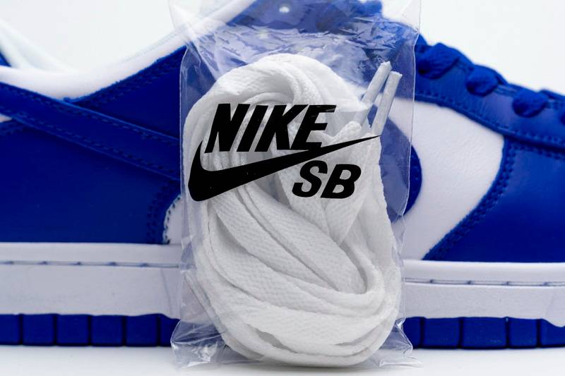 Nike Dunk Low SP Kentucky