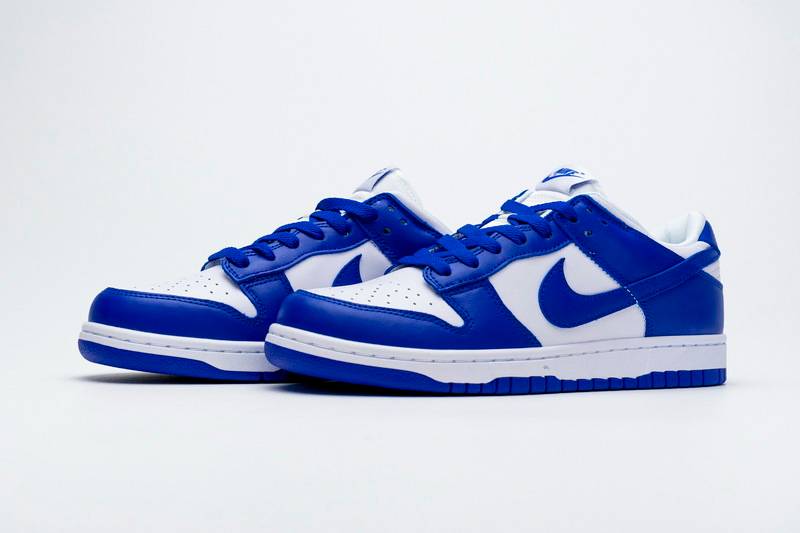 Nike Dunk Low SP Kentucky