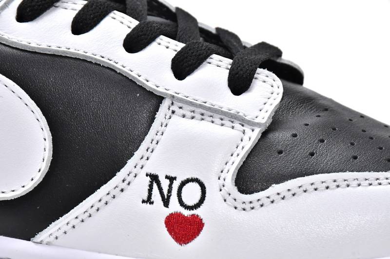 nike dunk low S*p*e black white