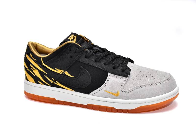 Nike Dunk Low Year of the Tiger (2022)