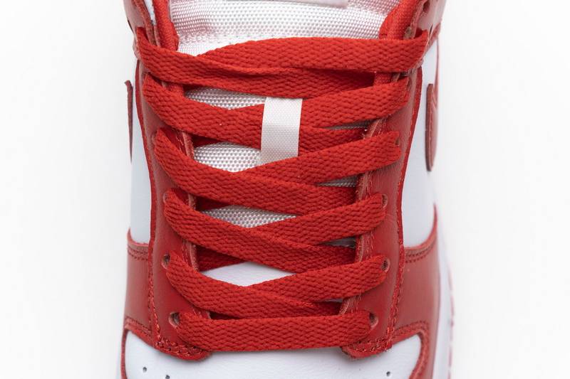 Nike Dunk SB Low SP University Red