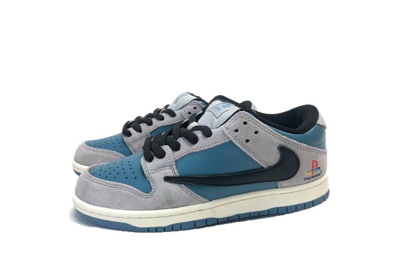 Nike Dunk SP x LowTravis Scott x PlayStation
