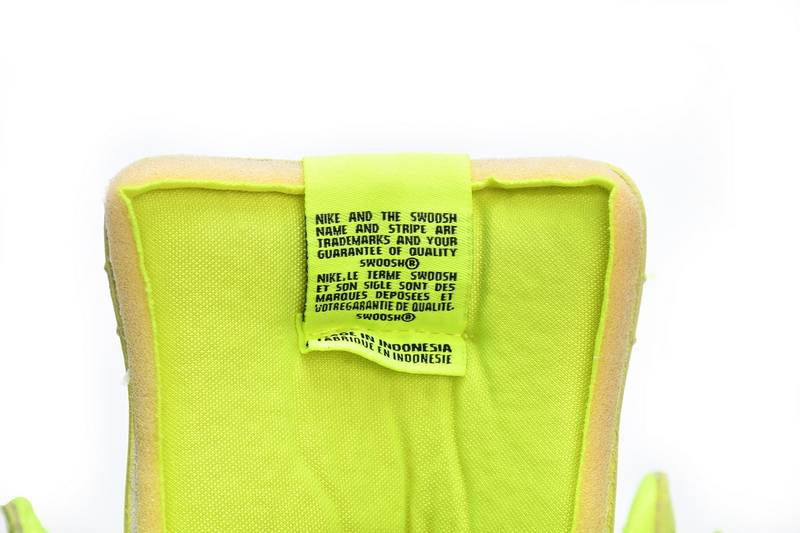 Nike SB Dunk High AMBUSH Flash Lime​