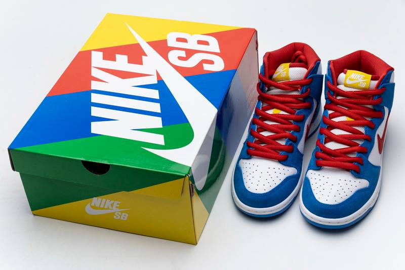 Nike SB Dunk High Doraemon