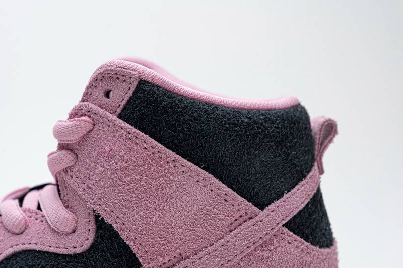 Nike SB Dunk High Invert Celtics