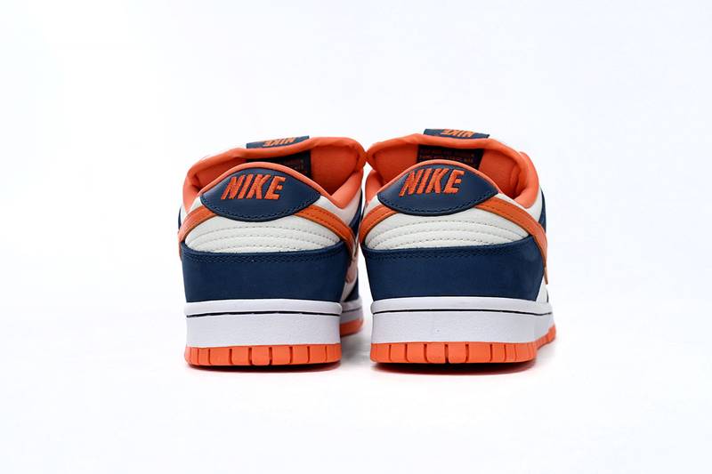 Nike SB Dunk Low Broncos