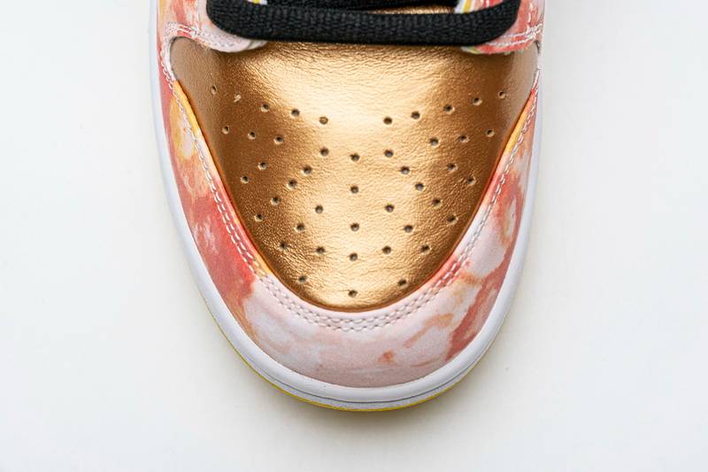 Nike SB Dunk Low CNY Chinese New Year