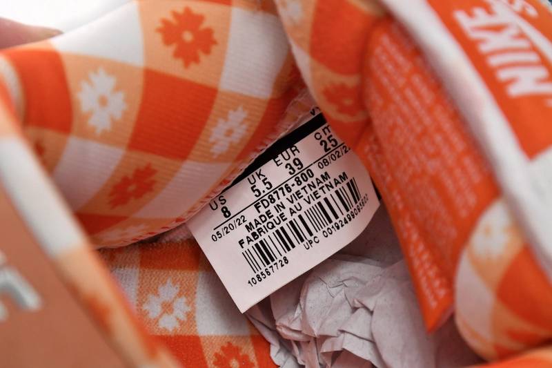 Nike SB Dunk Low Concepts Orange Lobster