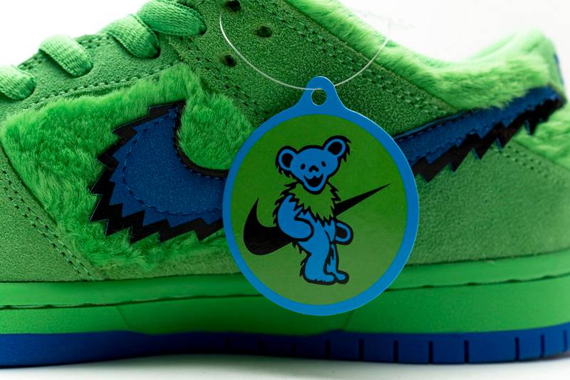 Nike SB Dunk Low Grateful Dead Green Bear