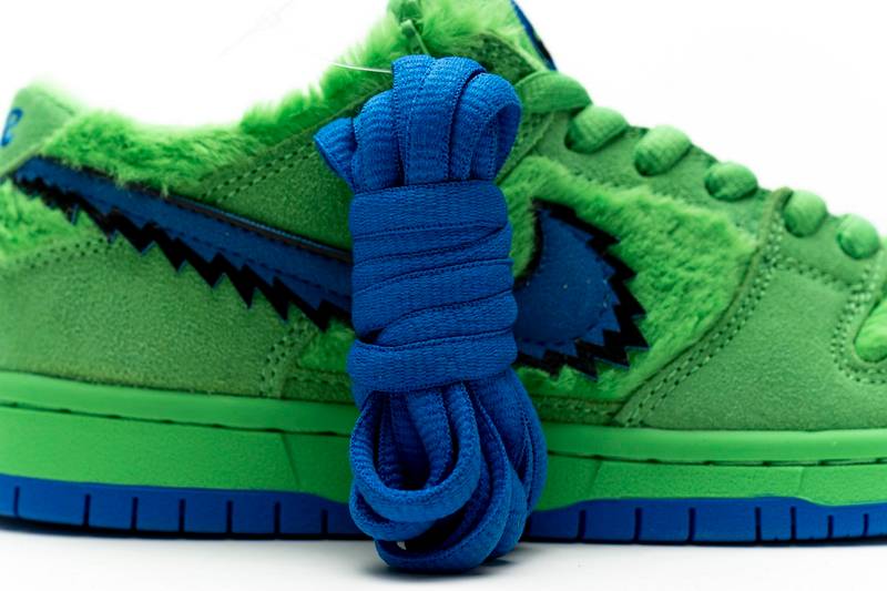 Nike SB Dunk Low Grateful Dead Green Bear