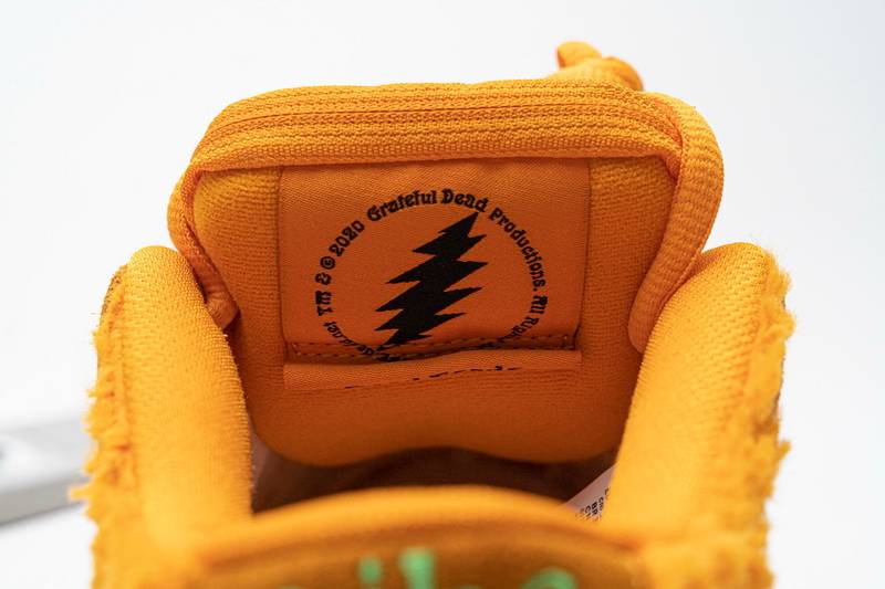 Nike SB Dunk Low Grateful Dead Orange Bear