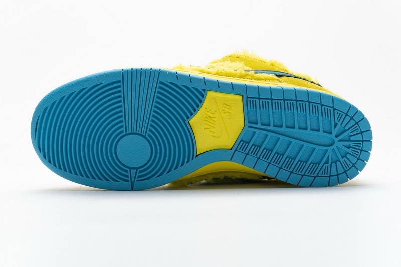 Nike SB Dunk Low Grateful Dead Yellow Bear