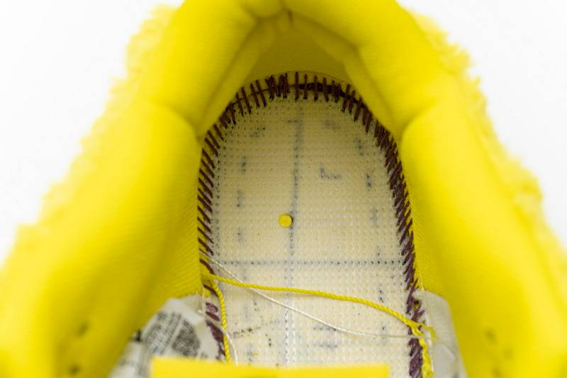 Nike SB Dunk Low Grateful Dead Yellow Bear