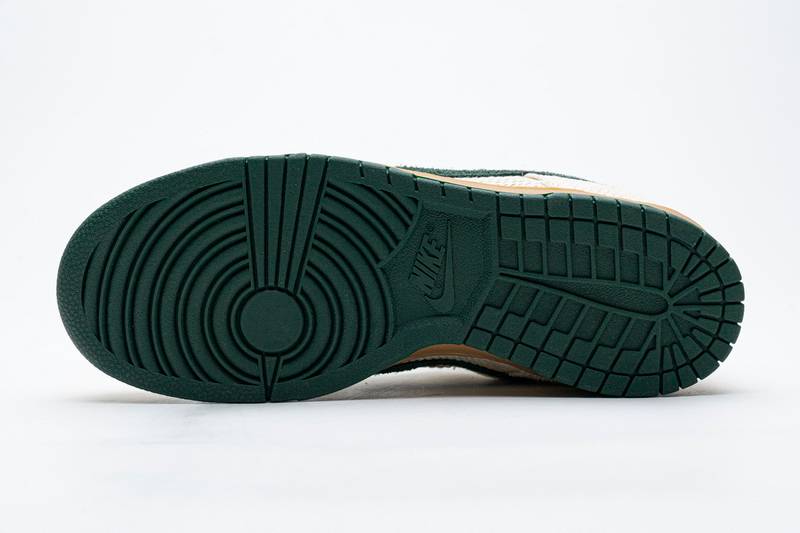 Nike SB Dunk Low Green Hemp