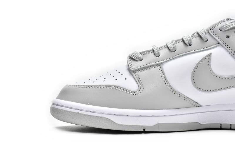 Nike SB Dunk Low Grey Fog​