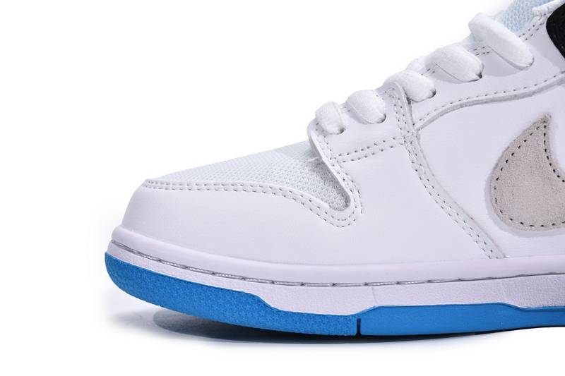 Nike SB Dunk Low Laser Blue