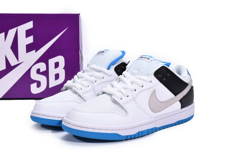 Nike SB Dunk Low Laser Blue