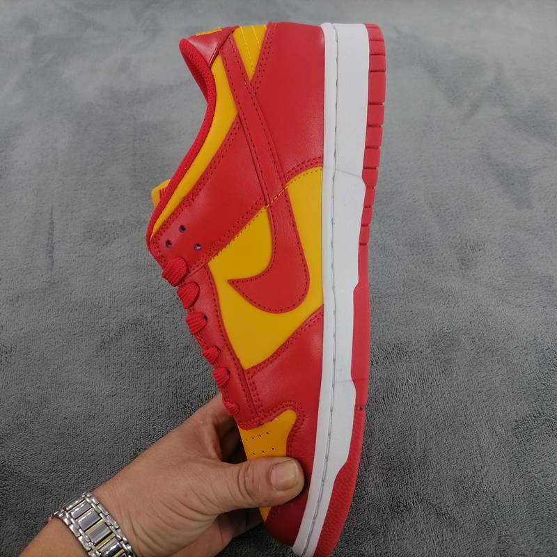 Nike SB Dunk Low Midas Gold​