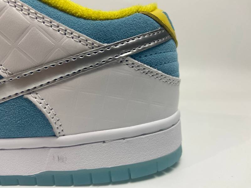 Nike SB Dunk Low Pro FTC Lagoon Pulse