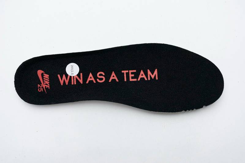 Nike SB Dunk Low Pro Vietnam 25th Anniversary