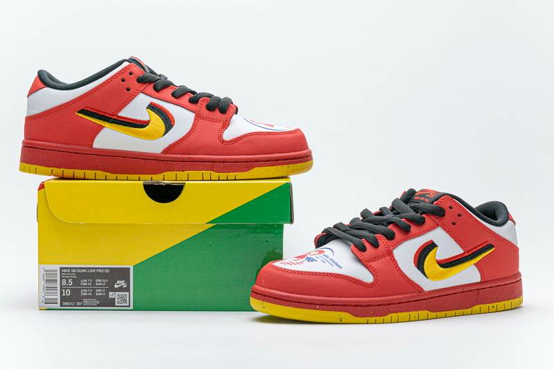 Nike SB Dunk Low Pro Vietnam 25th Anniversary