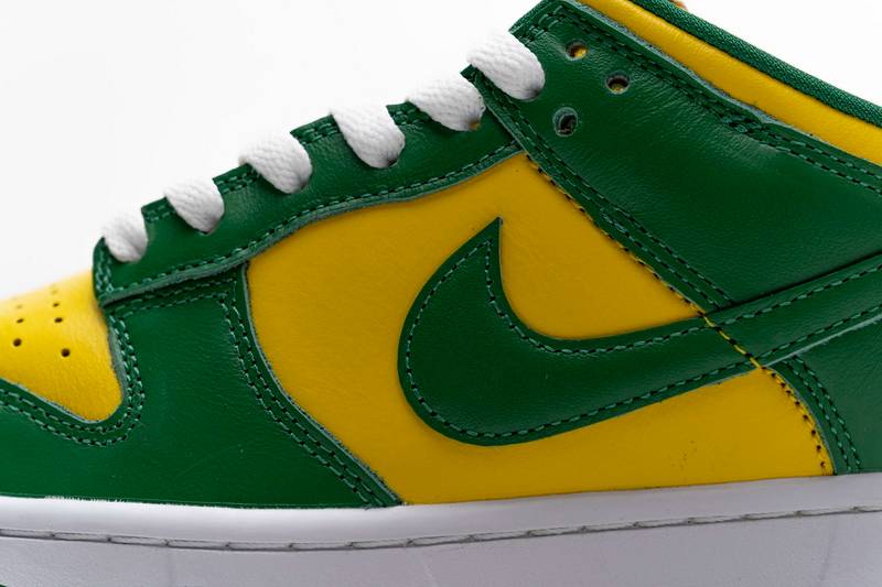 Nike SB Dunk Low SP Brazil