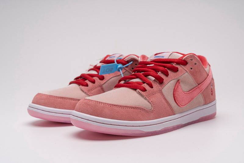 Nike SB Dunk Low Strange Love Skateboards