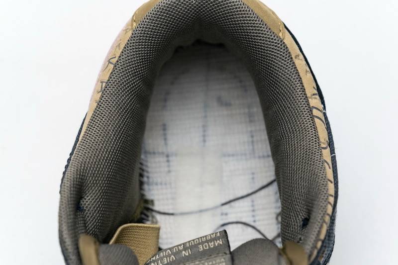 Nike SB Dunk Low Travis Scott