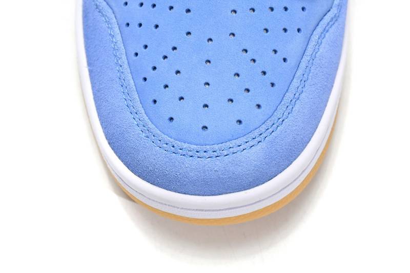 Nike SB Dunk Low Valour Blue Team Maroon