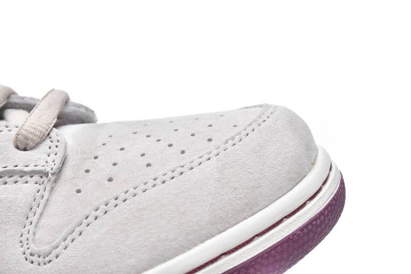 Otomo Katsuhiro x Nike SB Dunk Low Steamboy OST