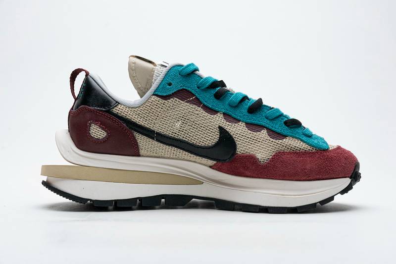 Sacai x Nike Pegasua Vaporfly String Black Villain Red