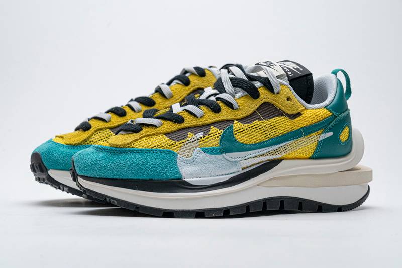 Sacai x Nike Pegasua Vaporfly Yellow Green