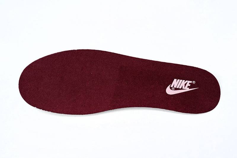 Nike Dunk Low Retro PRM Valentine’s Day (2023)