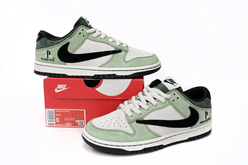 Travis Scott x PlayStation x Nike Dunk Low ”PS5″