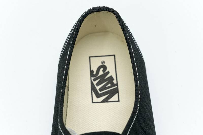 Vans Authentic Black White