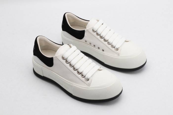 MQ Sneakers