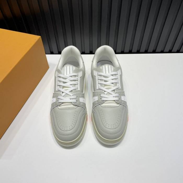 LOUI VUITTO SNEAKER