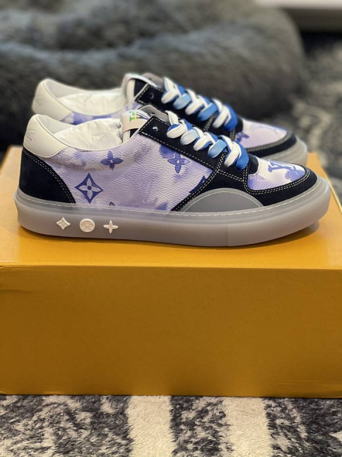 LOUI VUITTO SNEAKER