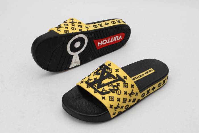 Loui Vuitto SLIPPERS