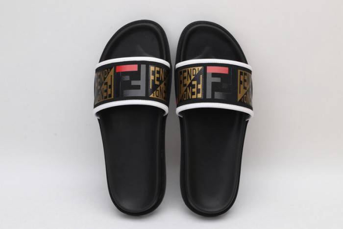 FEND1 SLIPPERS
