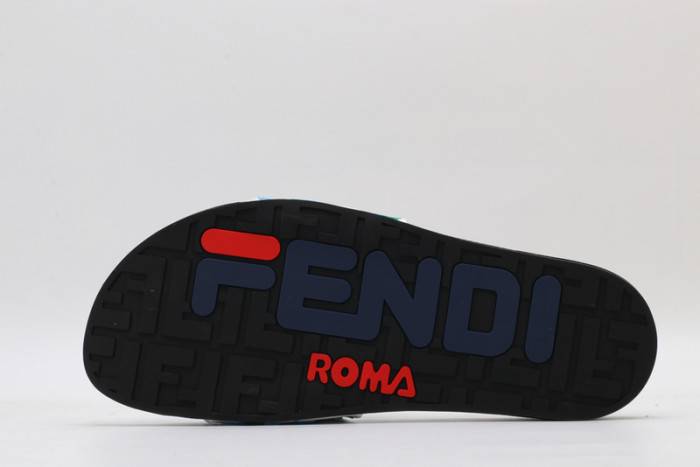 FEND1 SLIPPERS
