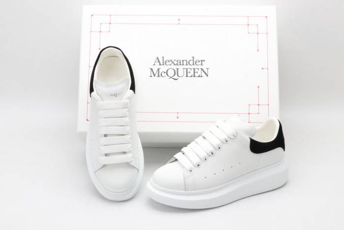 MQ Sneakers