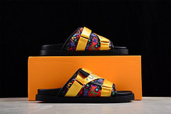 Loui Vuitto SLIPPERS