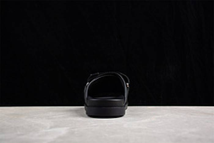 Loui Vuitto SLIPPERS