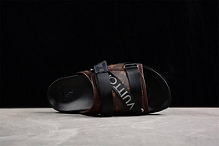 Loui Vuitto SLIPPERS