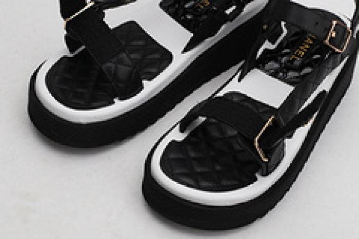 Chane SANDALS